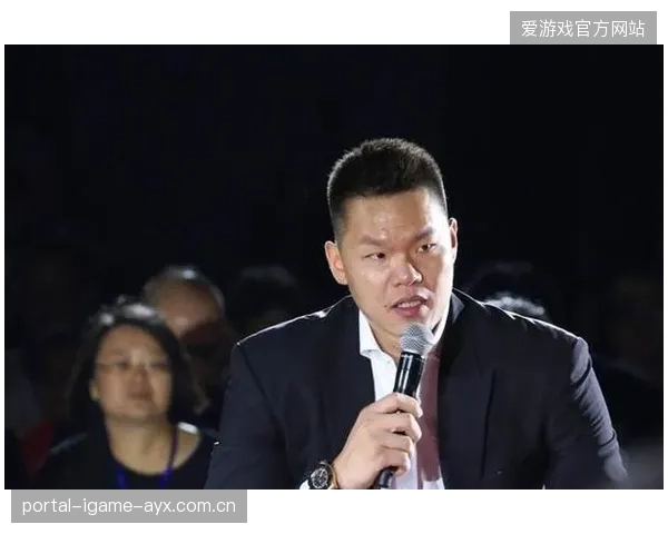 球员与球迷互动直播中答疑，转会话题被巧妙化解